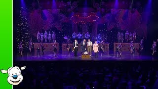 Samson amp Gert  Medley  Kerstshow 2016  2017 [upl. by Anoirtac]