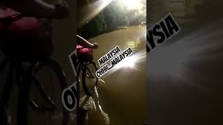 Satu jam hujan di malaysia pun banjir malaysia shorts banjir [upl. by Soalokcin864]