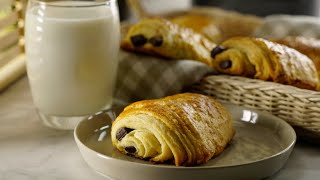 Chocolatines  Croissant de chocolate [upl. by Anihsak824]