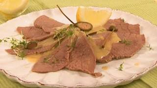 Rezept Vitello Tonnato  Italienische Vorspeise aus Kalbfleisch mit ThunfischMayonnaise serviert [upl. by Pape]