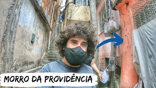 VISITANDO A PRIMEIRA FAVELA DO BRASIL [upl. by Ardnad]