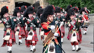 The Black Watch Pipes and Drums 3SCOTS Mounting the Guard at Edinburgh Castle [upl. by Ecirb151]