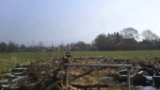 Zaagbok met kettingzaag houder Chainsaw bock [upl. by Oreste]