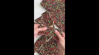 How to Make Christmas Saltine Cracker Toffee [upl. by Kern]