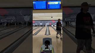 Finish Strong 🦃🦃 bowlero bowlingpractice bowling bowlingstrikes radicalbowling trackbowling [upl. by Kissee]