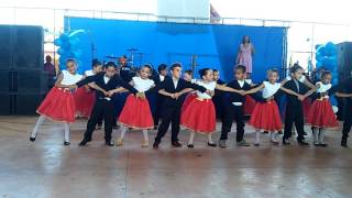 Apresentação Vamos Construir do Centro Educacional Tia Denis [upl. by Dorr]