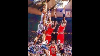 FLASHBACK Legendary play in NYKnicks history quotThe Dunkquot from May 25th 1993 sports fans knicks [upl. by Kuster]