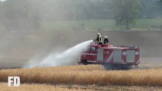 Feuer Kornfeld auf ca 30 ha zwischen Brusendorf und der A10 LDS  12072010 [upl. by Neeloj860]