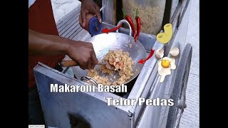 MAKARONI BASAH TELOR PEDAS ENAK MAMPUS  Spicy Macaroni With Egg [upl. by Ekenna242]