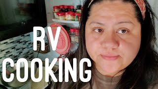 Full Time RV Living  Cooking in an RV wthe instant pot Refried Beans [upl. by Teplitz]