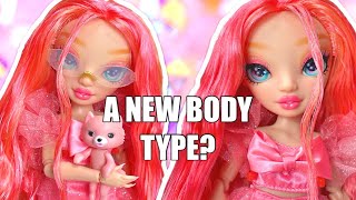 A new direction for Rainbow High PINKLY PAIGE NEW FRIENDS REVIEW  NEW CURVY BODY COMPARISON [upl. by Erdman146]