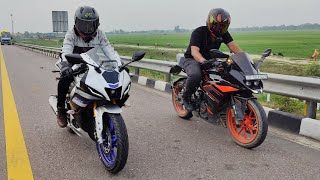 Yamaha R15M VS KTM RC200 Comparison  Top End Race [upl. by Aihsenat780]