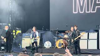 Johnny Marr plays Iggy Pop’s Pasenger at Warwick Castle 21st July 2024 [upl. by Eidna]