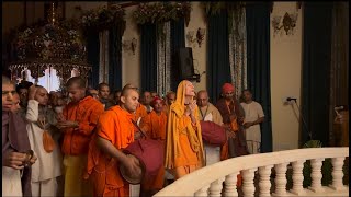 Mangala Arti Kirtana Sripada Bhakti Vikasa Swami  ISKCON Bhopal [upl. by Yelnet]