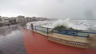 Temporal olas Chiqui 28022014 Santander Cantabria Spain  GoPro Hero 3 Black Edition [upl. by Arremat]