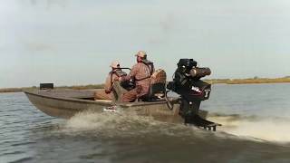 GatorTail 40 XD  40 horsepower GatorTail motor  Surface Drive Mud Motor [upl. by Hollister206]