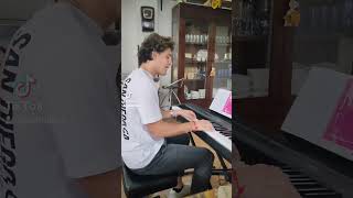 Siamo uguali  Lorenzo Fragola  Cover Song 🎹💛 amore musica cover piano [upl. by Aisanahta]