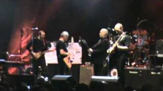 Floorboards up  Paul Weller amp Wilko Johnson  Belsonic 2010 [upl. by Oiramad]