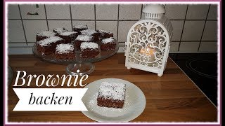 Saftige leckere Brownies einfach amp schnell backen  Blechkuchen REZEPT  TANJAS MORGENREPORT [upl. by Yaya755]