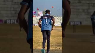 guruveer Bhai playing cricket 😱😱ytshorts guruveervlogs cricket [upl. by Regdor608]