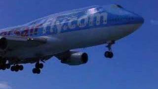 Plane Landing Maho Bay Beach StMarteen StMaarten StMartin [upl. by Suivart]