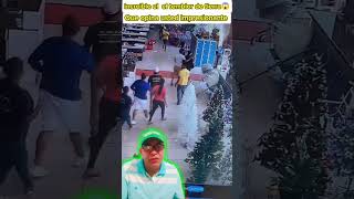 Temblor de tierra aurinta a docenas de personas y salen corriendo de una tienda increíble😲 [upl. by Calli]