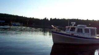 Seaway 25 coastal cruiser dockingMOV [upl. by Domel957]