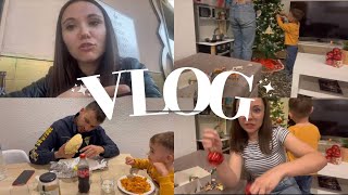 vlog DOMINGO conmigo  expo canina 🐕 feria medieval 🎄montamos el árbol de navidad No queso🧀 [upl. by Nauqe]