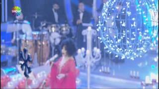 Bülent Ersoy  Bir Teselli Ver  Bülent Ersoy Show Canlı Performans [upl. by Erual383]