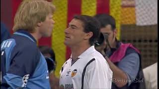 Oliver Kahn vs Kily González [upl. by Ynots]