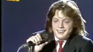 Luis Miguel Muchachos de hoy 1985 mp4 [upl. by Azile]