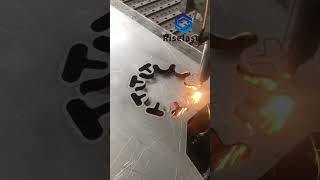 Laser Cutting Machine Turns Metal Into An Artistic Masterpiece [upl. by Autum]