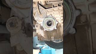 install new front wheel deferential sealتبدیل صوفه بنينautomobileshortvideousacarميكانيكtrick [upl. by Williamson]