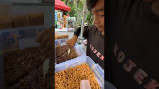 NYOBAIN KOJEK DI CFD BEKASI kulinerbekasi streetfood ideusaha [upl. by Akemat]