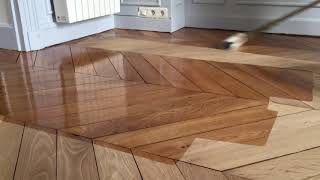 Rénovation dun parquet en point de Hongrie  FOND DUR [upl. by Ibocaj493]