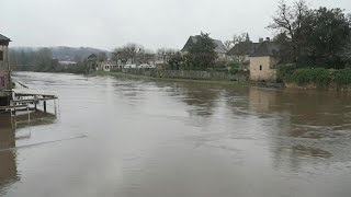 Intempéries MontignacLascaux en Dordogne toujours inondée  AFP Images [upl. by Begga119]