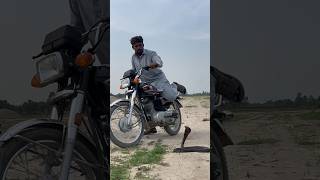 Motor cycle wale side se guzar gaye [upl. by Allemahs567]