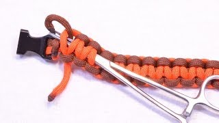 How to finish a Paracord Survival Bracelet [upl. by Mohandis]