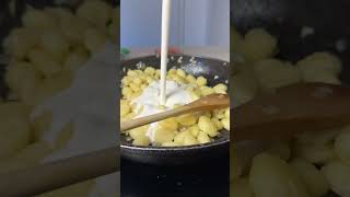 tasty lecker leckere food einfachlecker rezepte easyrecipe lachs salmone gnocchi dinner [upl. by Sutsugua755]