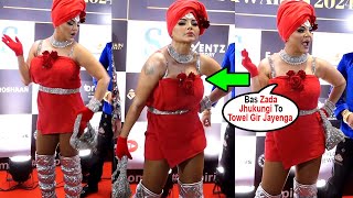 OMG  Rakhi Sawant In Towel  Award Show Proving That Fashion Knows No Bounds [upl. by Ynnub129]