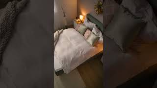 Das perfekte Schlafzimmer Styling für den Herbst 🍁😊 makeover bedroom shorts meinhöffi [upl. by Sutsuj]