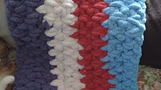 Bernat Blanket Big crochet tutorial on a easy repeat pattern Thick yarn [upl. by Nrehtac]