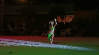 Dança individual feminina no Festival Heiva em Bora Bora Polinésia Francesa [upl. by Ardnoet364]