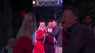 Wilman Peña compartiendo con Elvis Martínez y su pareja cantando Porque Un Hombre No Llora shorts [upl. by Nellaf]