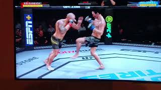 HOLLOWAY VS VOLKANOVSKI 2 раунд [upl. by Yorel]