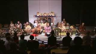 3 Southbank Gamelan Players Gatutkåcå Gandrung dance suite sléndro manyurå [upl. by Levana]