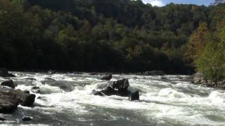 2800 cfs  Lower Mash Rapid Gauley River [upl. by Hgieloj]