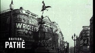 Piccadilly Circus  Daytime 1954 [upl. by Htrap]