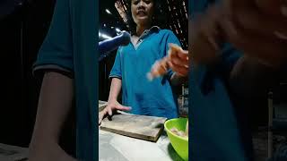 Menyiapkan makanan bos🐈 babukucing shortvideo shorts [upl. by Thera933]