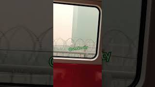 Smokecity smoke pollution delhi noida trendingshorts up noidanews smoker delhinews ytshort [upl. by Daniel]